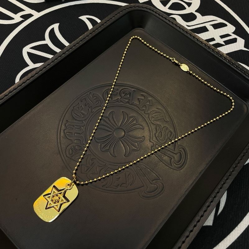 Ch*0me He**ts necklaces